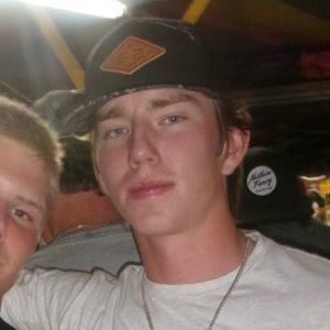 Meet your Posher, Cade